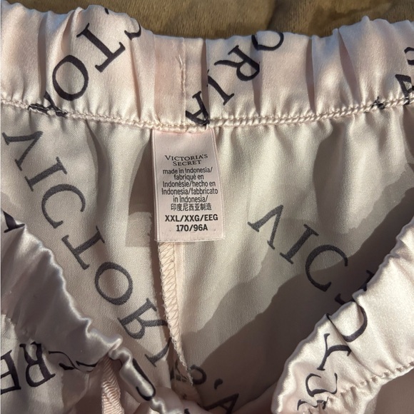 Victoria’s Secret Satin Pajama Set - Picture 5 of 6